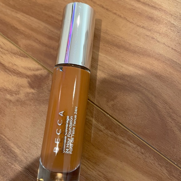 BNIB Becca Ultimate‎ Coverage 24 hour foundation Cardamom 5W3 - Picture 3 of 5